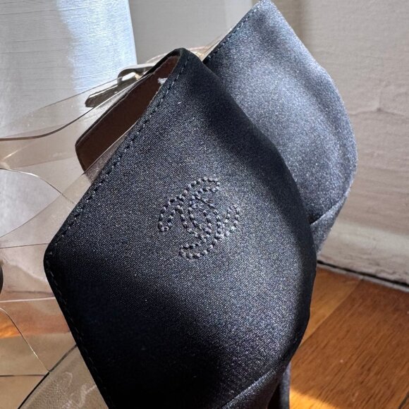 Chanel Silk Pumps 38.5 Authentic - Picture 2 of 7